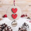 Pallina Natale in stile nordico personalizzata con nome e cuori rossi