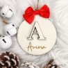 Pallina Natale in legno, personalizzata con Nome ed Iniziale a Rilievo
